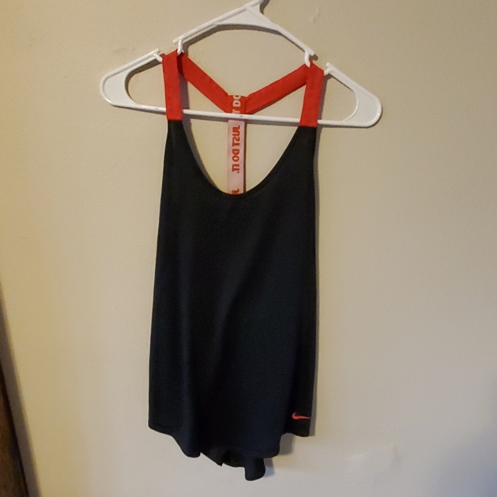 Nike tank Large